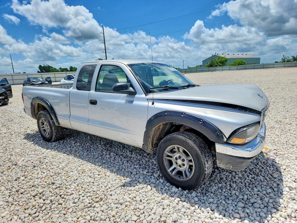 2003 Dodge Dakota slt