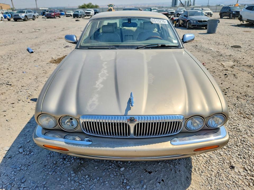 2000 Jaguar Vandenplas