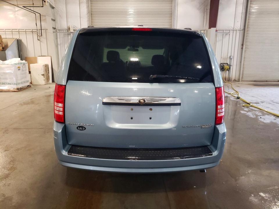 2010 Chrysler Town & Country Touring