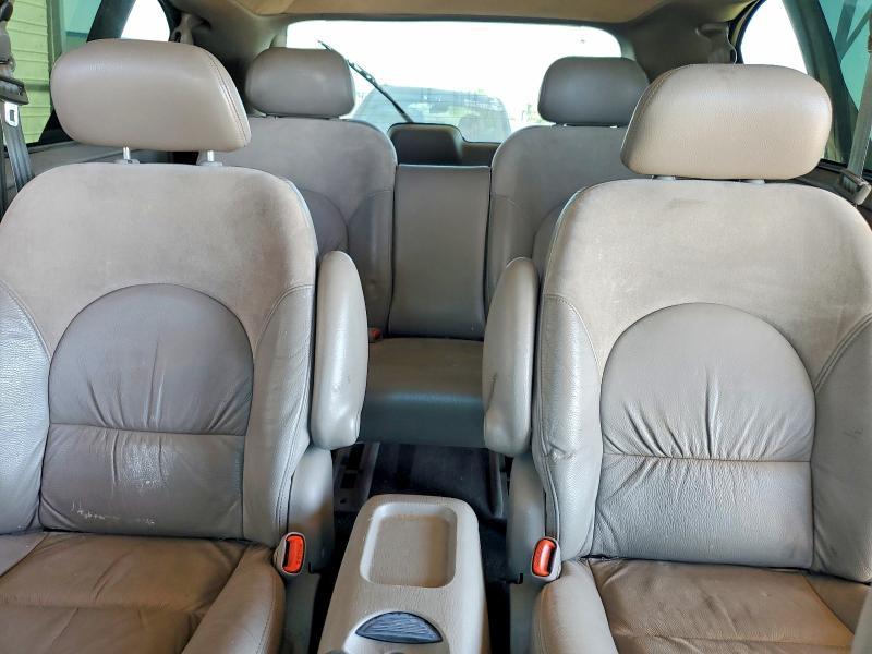 2002 Chrysler Town & Country Limited