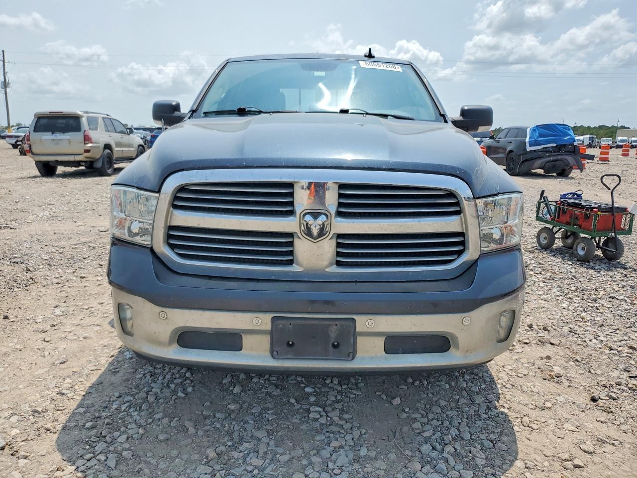 2016 Dodge RAM 1500 SLT