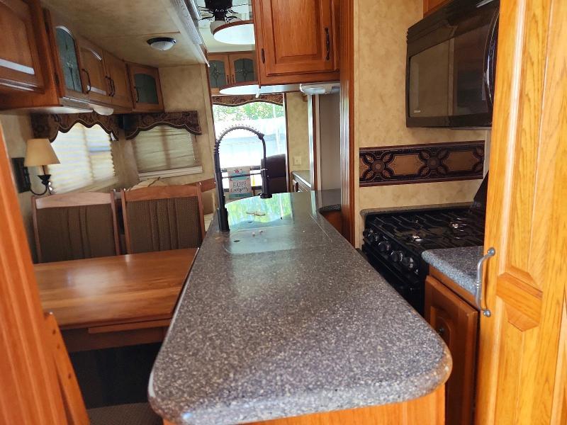 2010 Keystone Montana Camper
