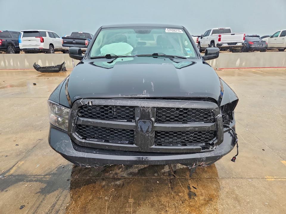 2022 Dodge RAM 1500 Classic Tradesman