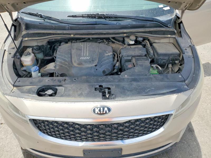 2015 KIA Sedona lx