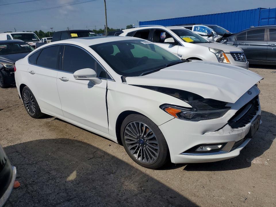 2018 Ford Fusion Titanium/platinum