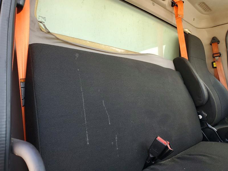 2016 Freightliner Business Class M2 BOX Truck