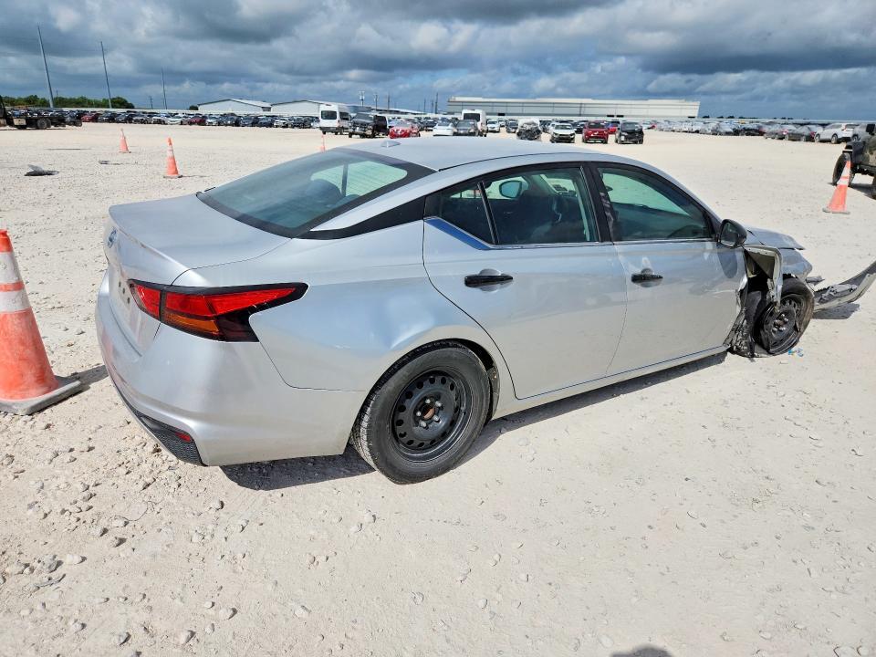 2020 Nissan Altima s