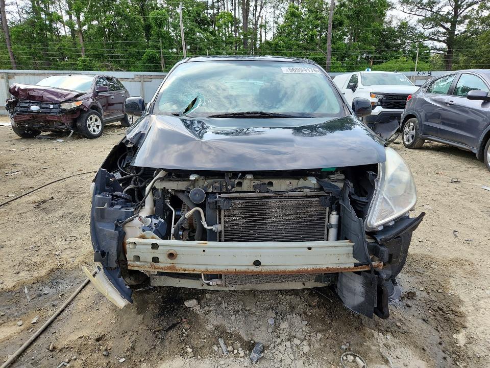 2014 Nissan Versa 1.6 sv