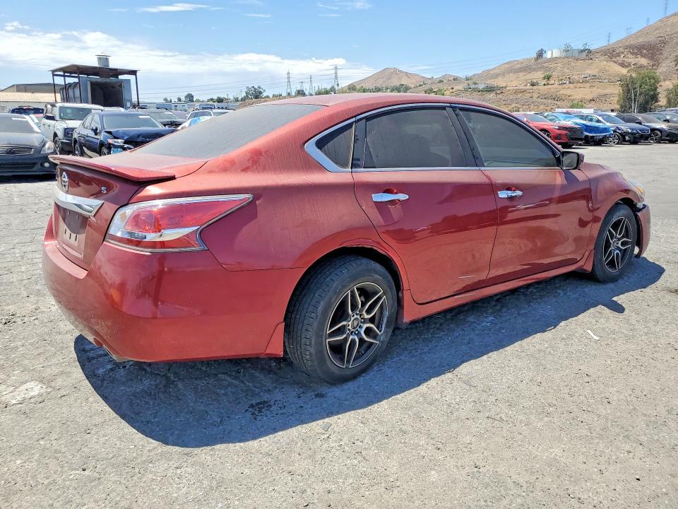 2015 Niss Altima
