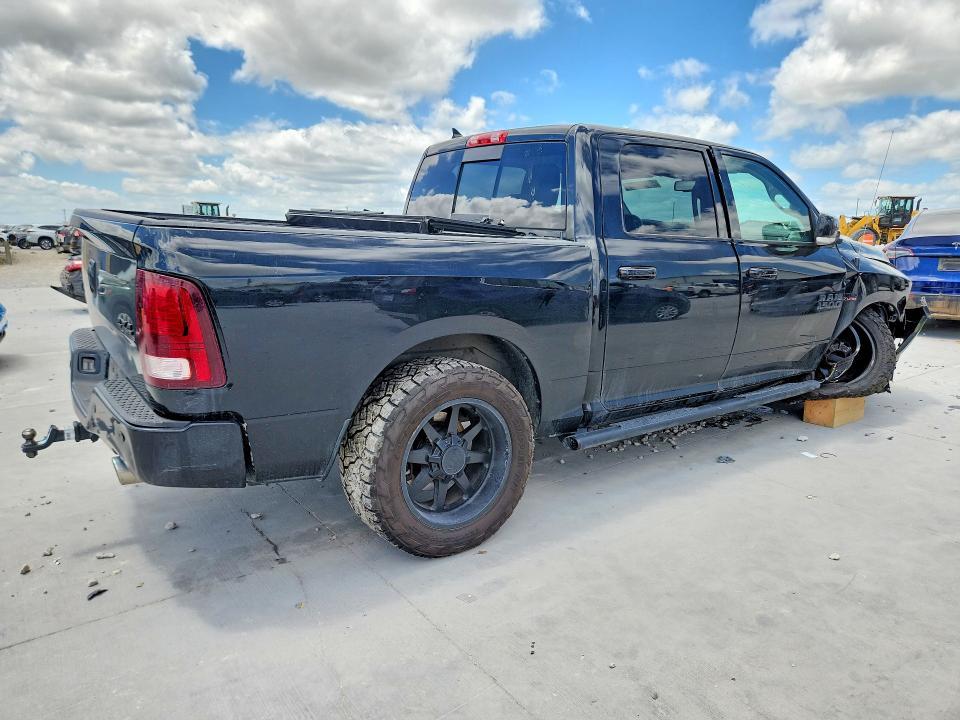 2016 Dodge RAM 1500 Sport