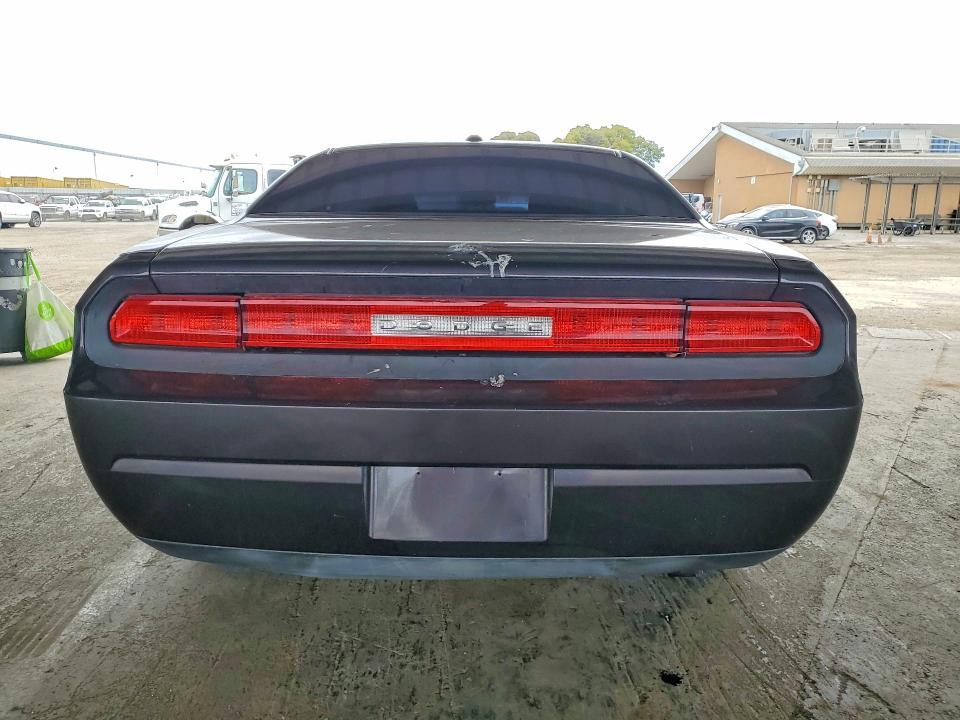 2010 Dodge Challenger se