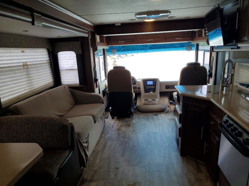 2017 Ford F53-RV
