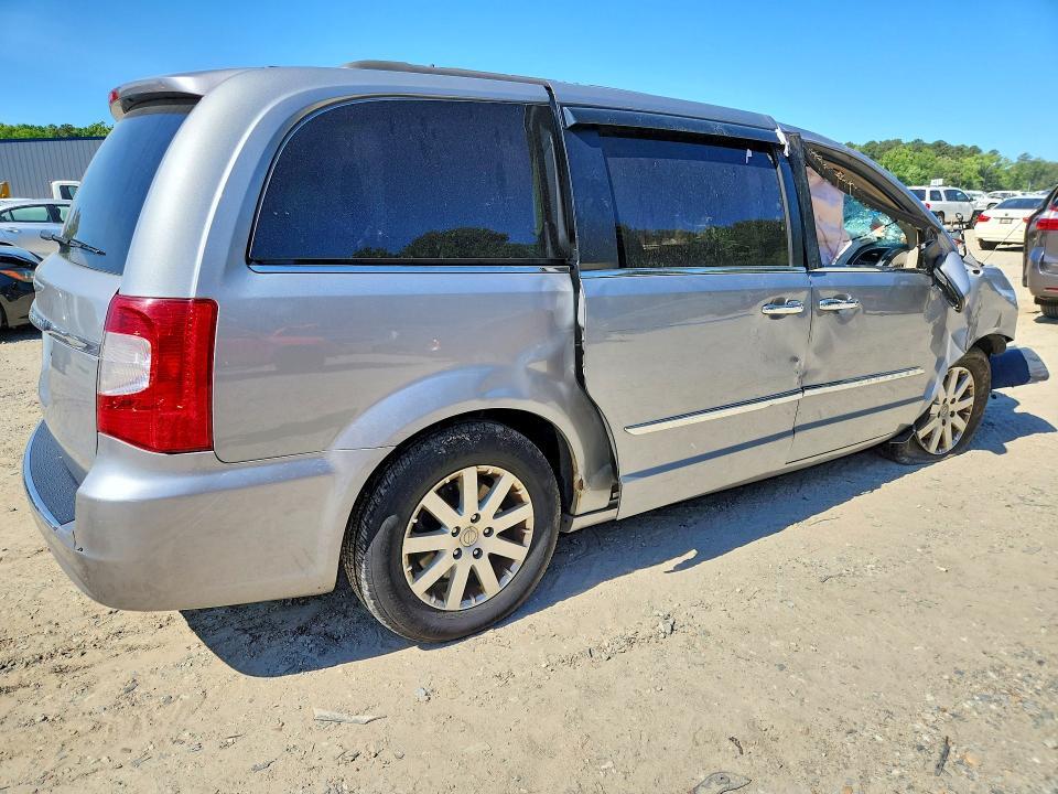 2015 Chrysler Town & Country Touring