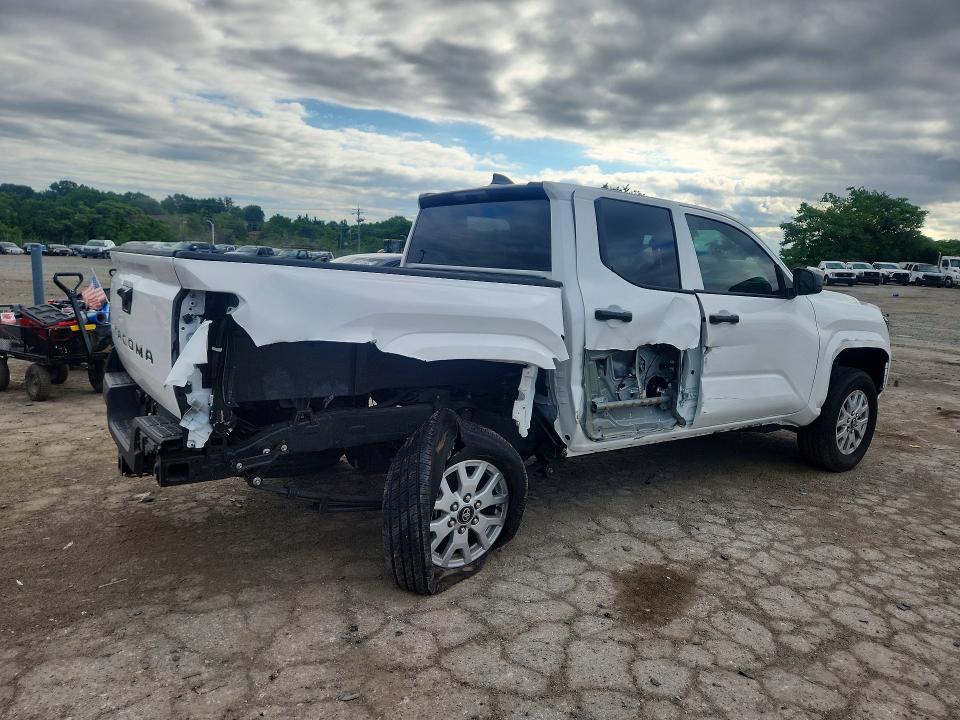 2026 Toyota Tacoma SR