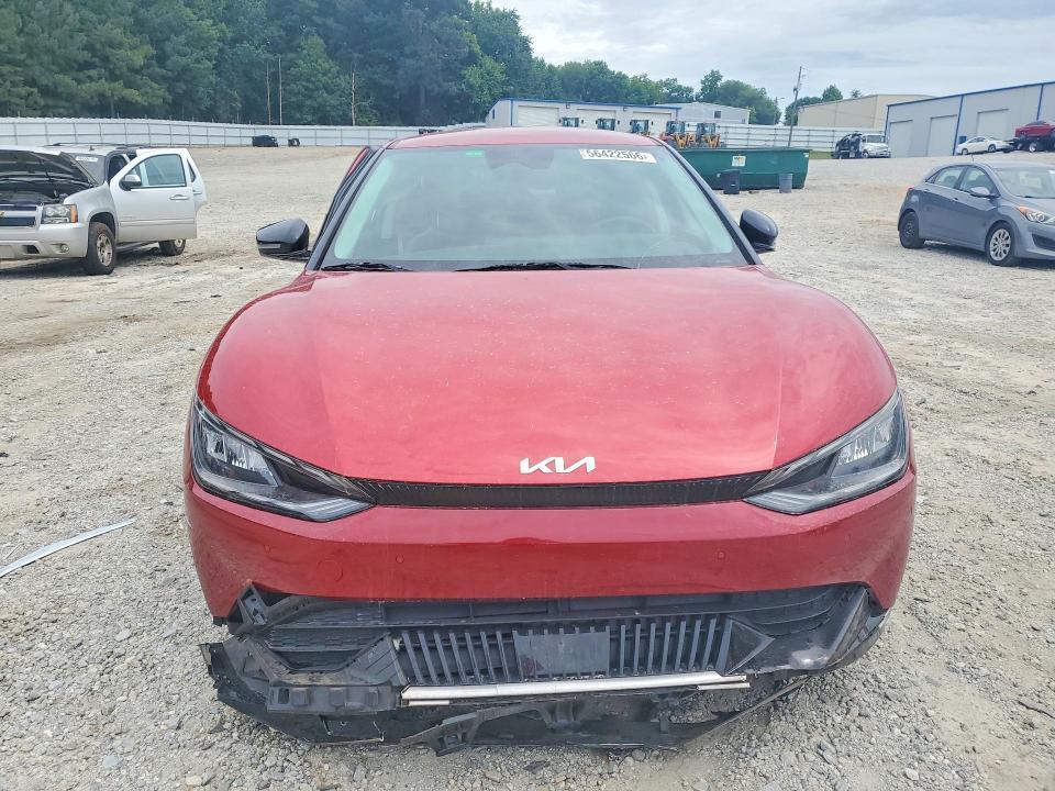 2022 KIA EV6 Wind