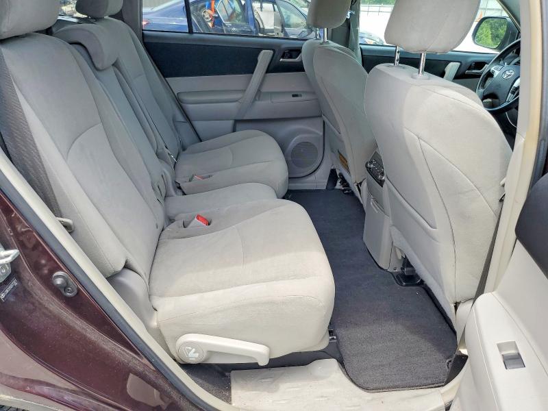 2013 Toyota Highlander Plus