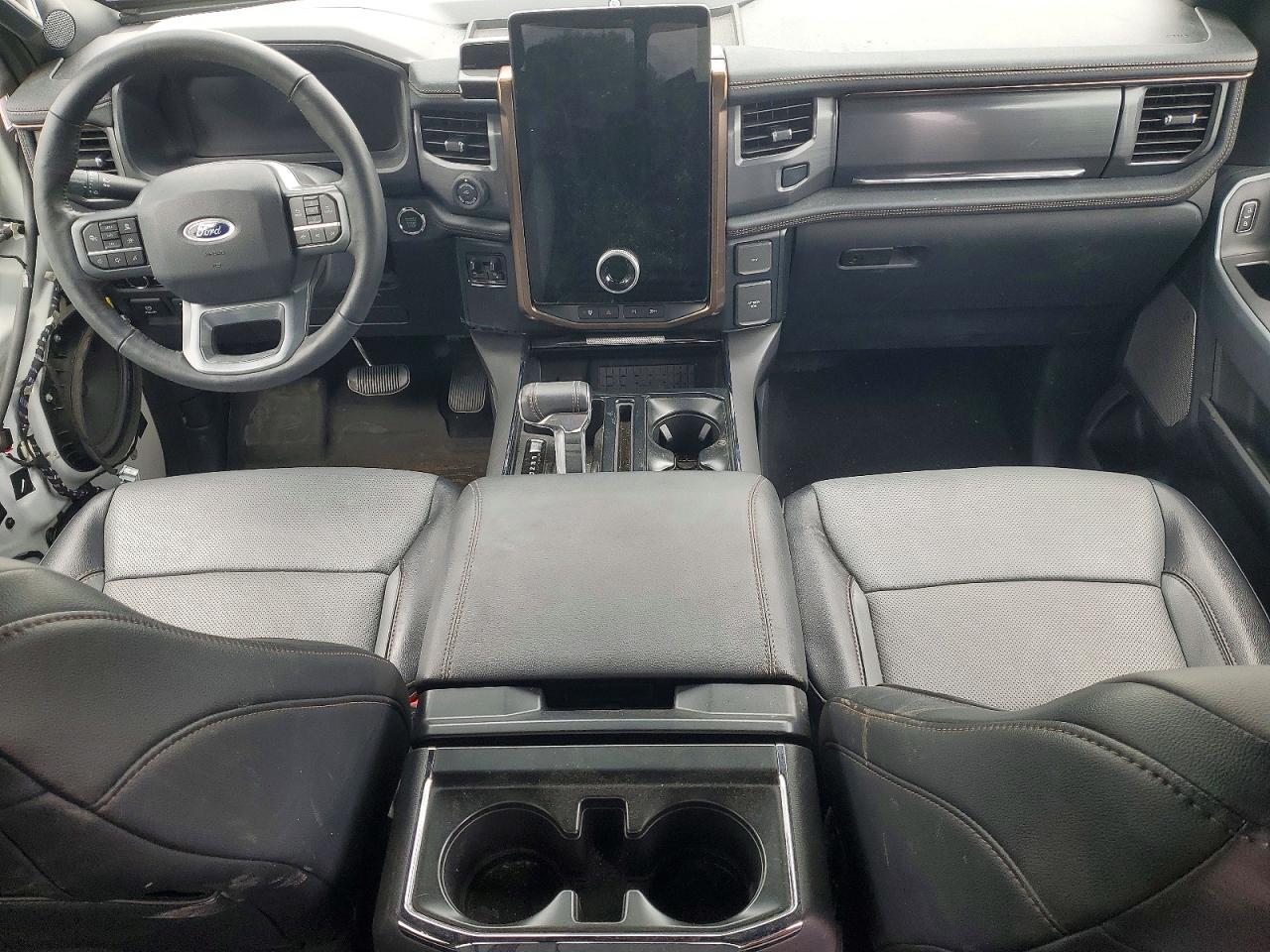 2023 Ford F150 Lightning PRO