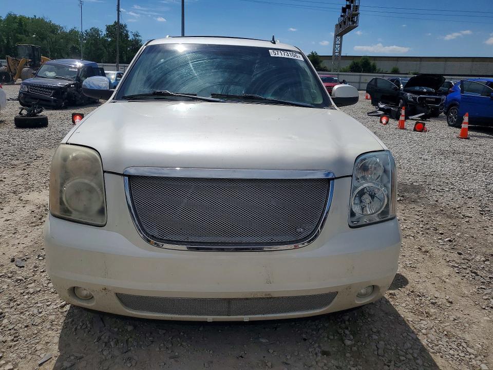 2011 GMC Yukon Denali