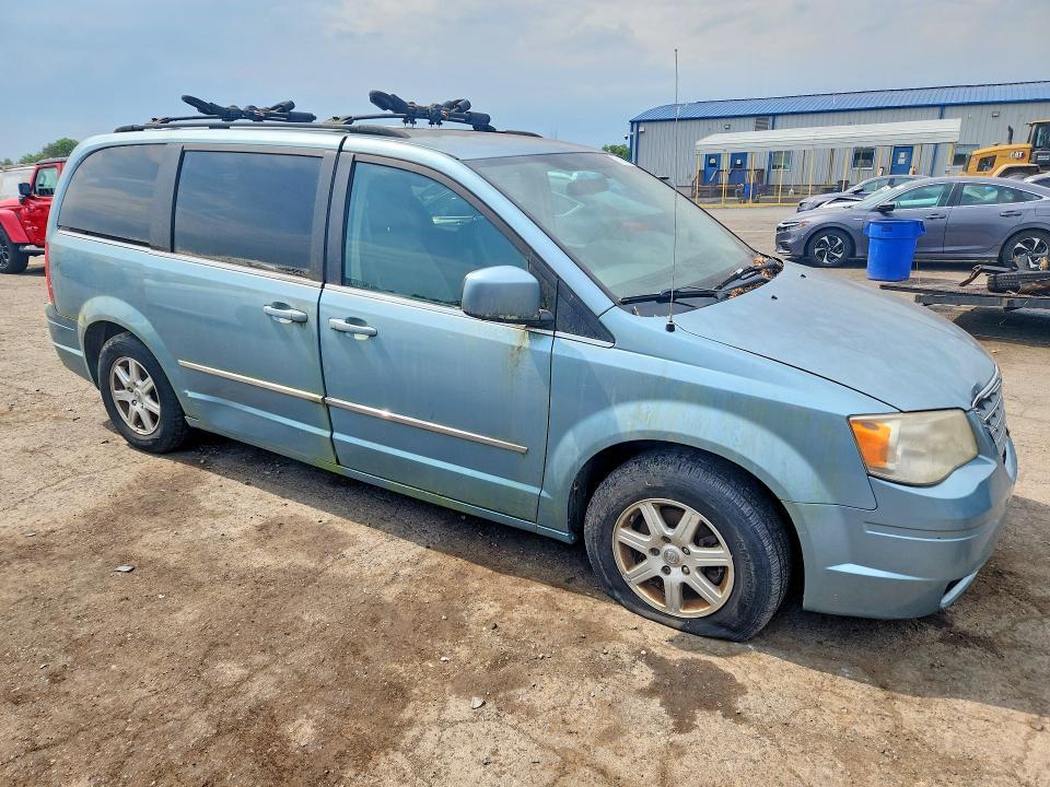 2010 Chrysler Town & Country Touring
