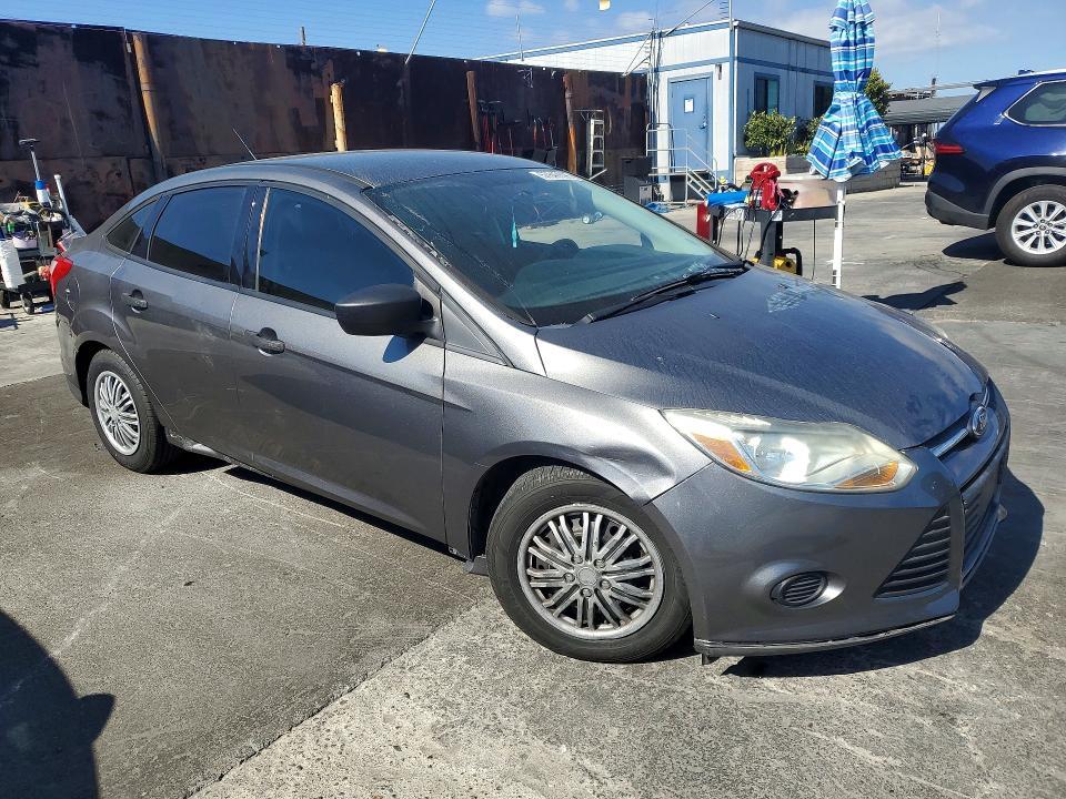 2014 Ford Focus s