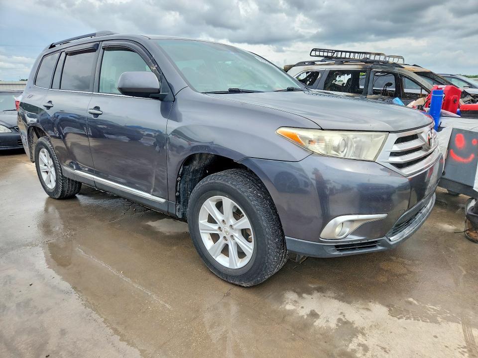 2011 Toyota Highlander Base