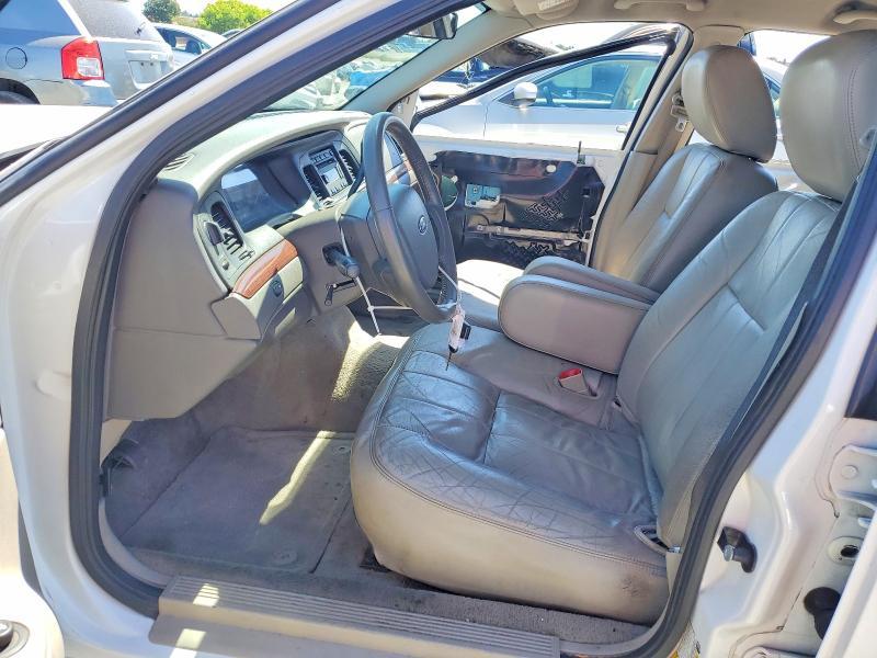 2011 Ford Crown Victoria lx