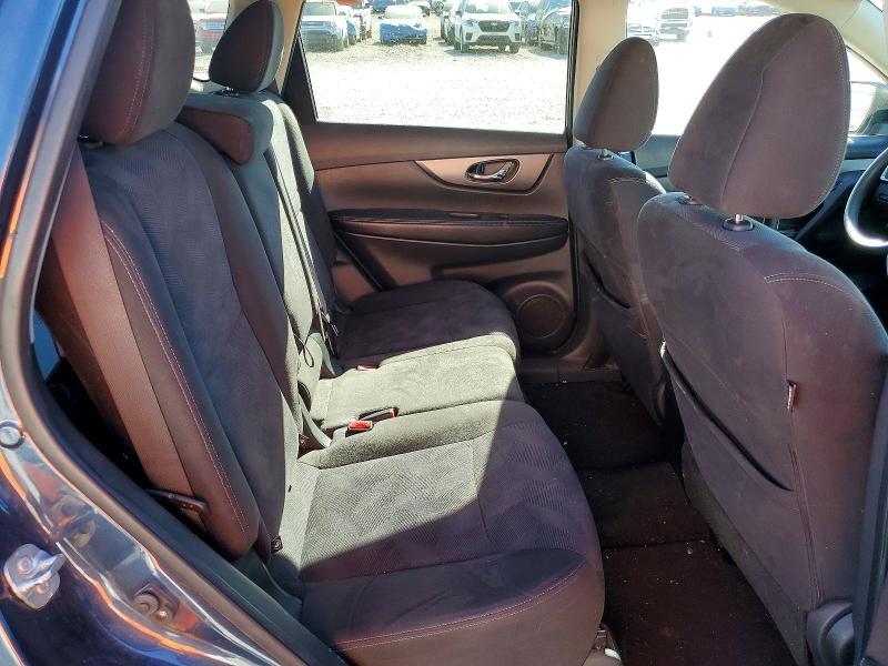 2015 Nissan Rogue sv