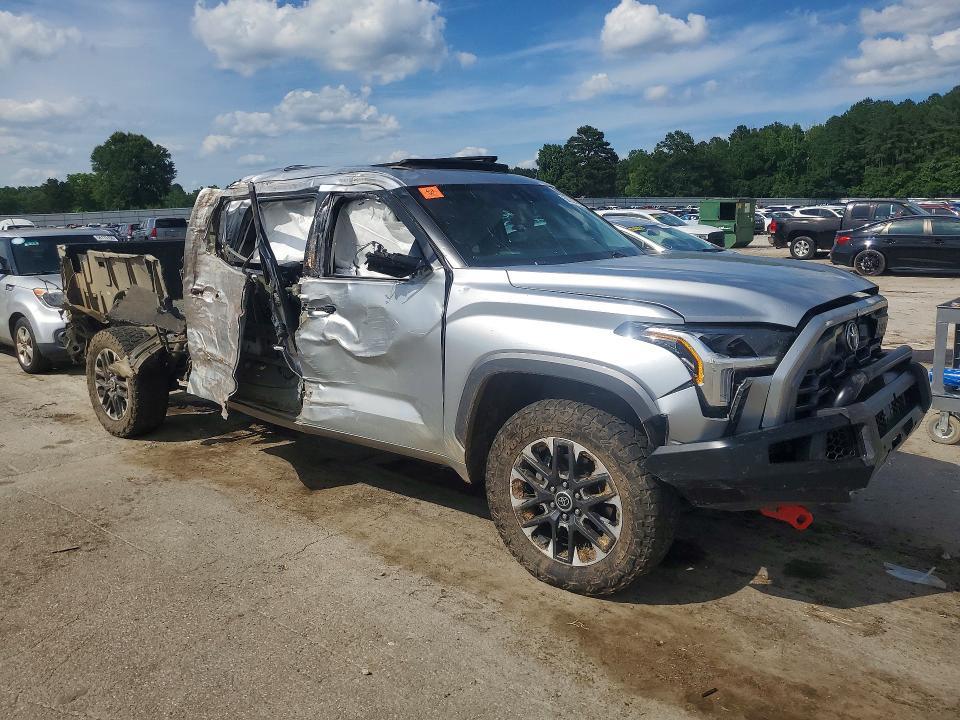 2024 Toyota Tundra Crewmax Limited