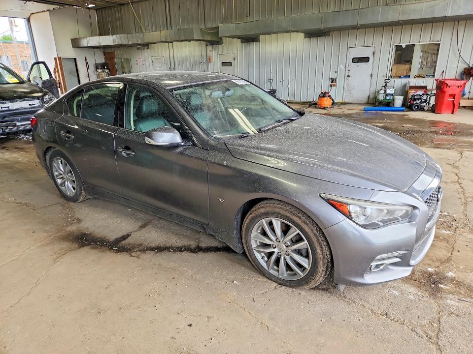 2015 Infiniti Q50 Premium