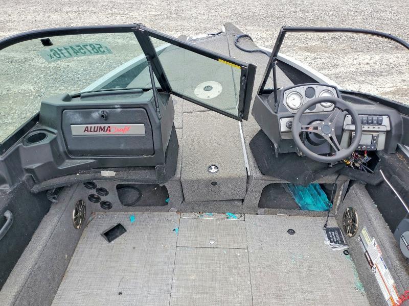 2019 Alumacraft 165