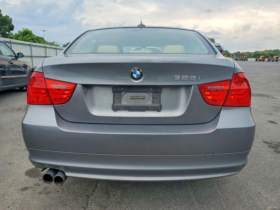 2011 BMW 328 xi Sulev
