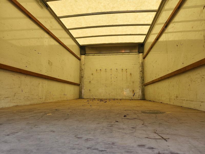 2021 GMC Savana BOX Truck