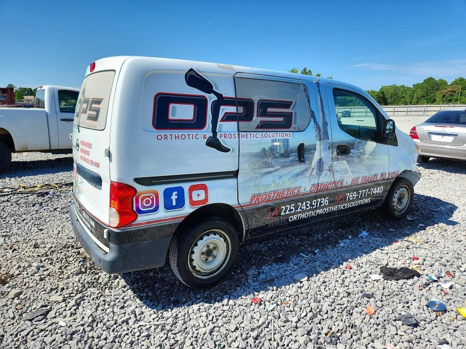 2015 Nissan NV200 S