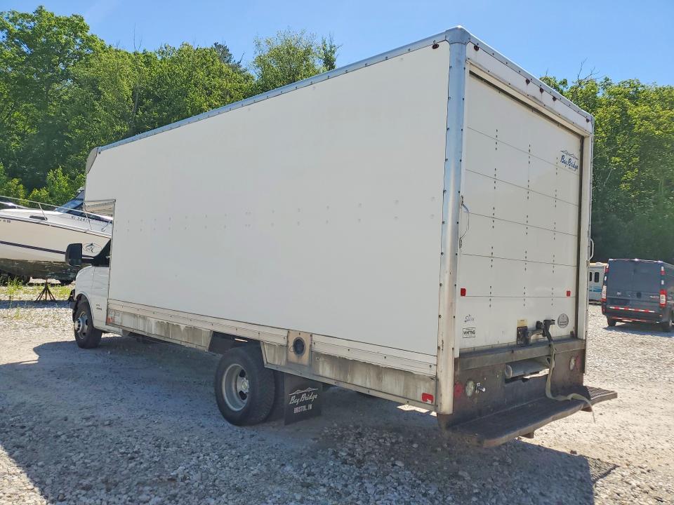 2019 Chevrolet Express BOX Truck