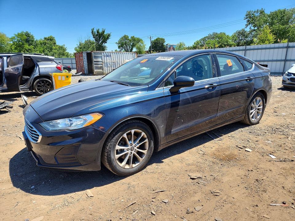 2020 Ford Fusion se