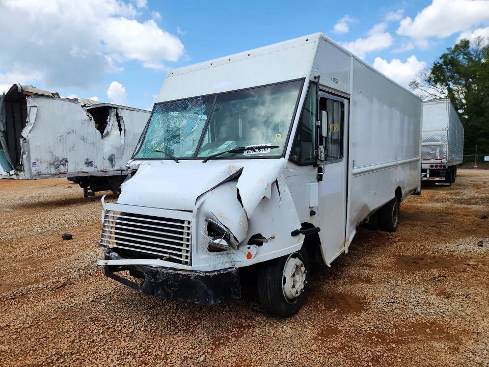 2021 Freightliner MT45 Chassis Delivery Truck