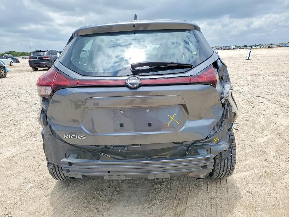 2024 Nissan Kicks