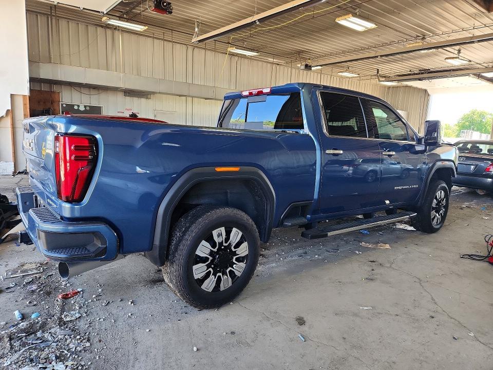 2025 GMC Sierra K2500 Denali