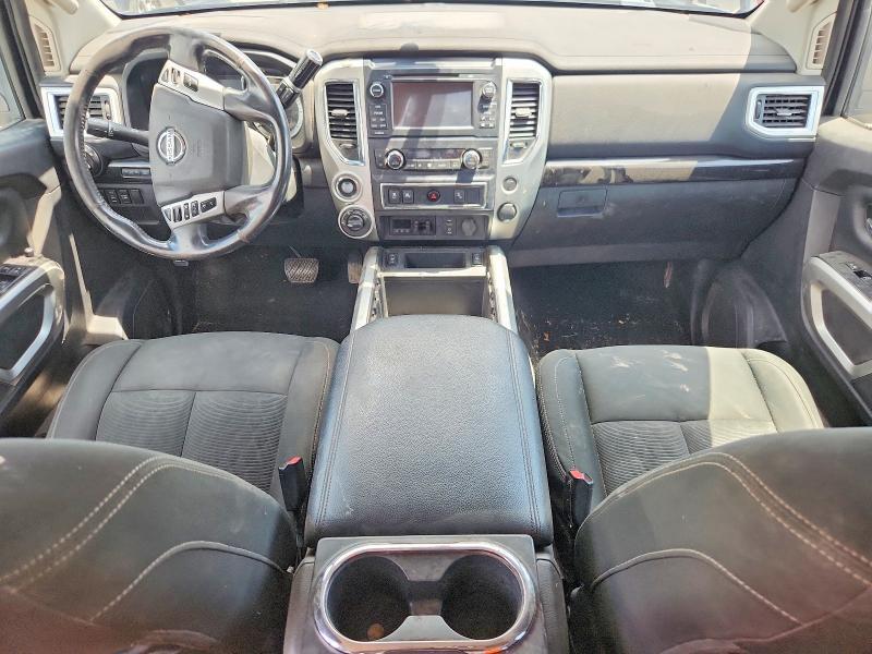 2017 Nissan Titan xd sv