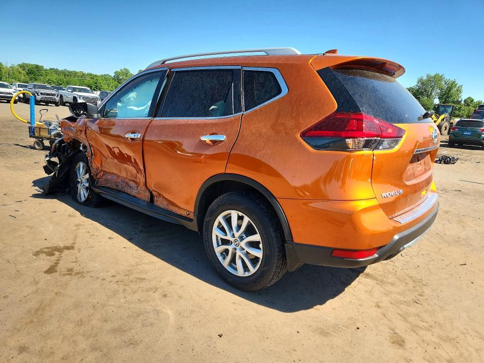 2018 Nissan Rogue sv
