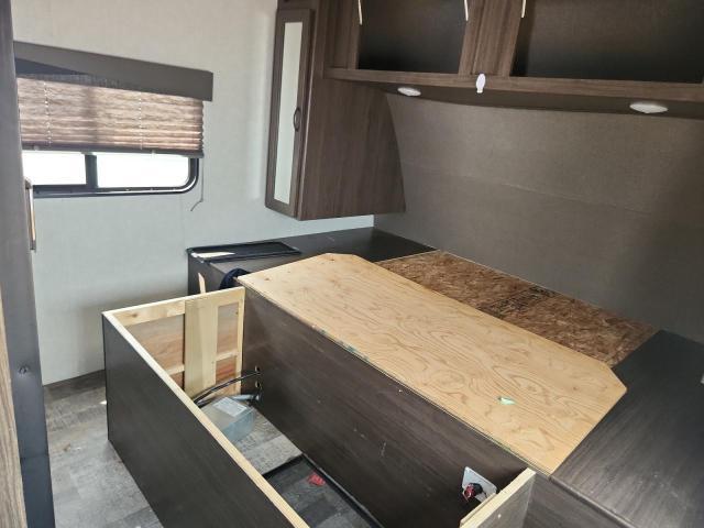 2020 Winnibago Spyder Camper