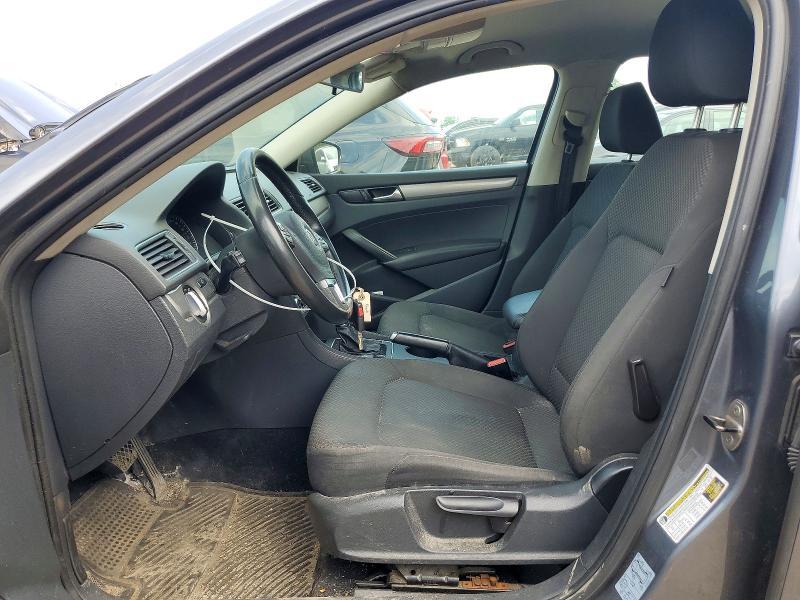 2013 Volkswagen Passat s