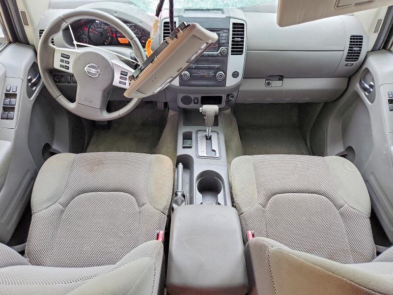 2015 Nissan Frontier SV