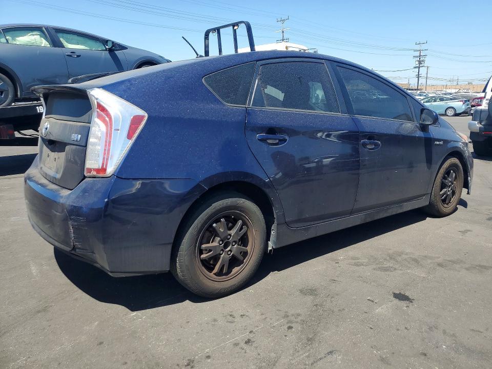 2013 Toyota Prius two