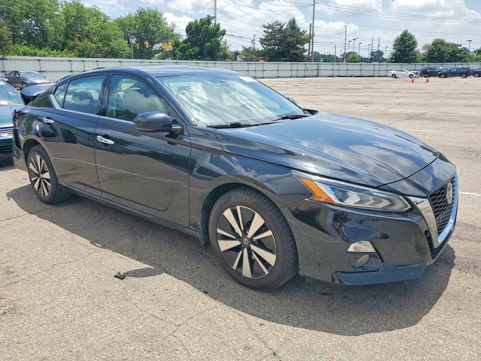 2019 Nissan Altima sl