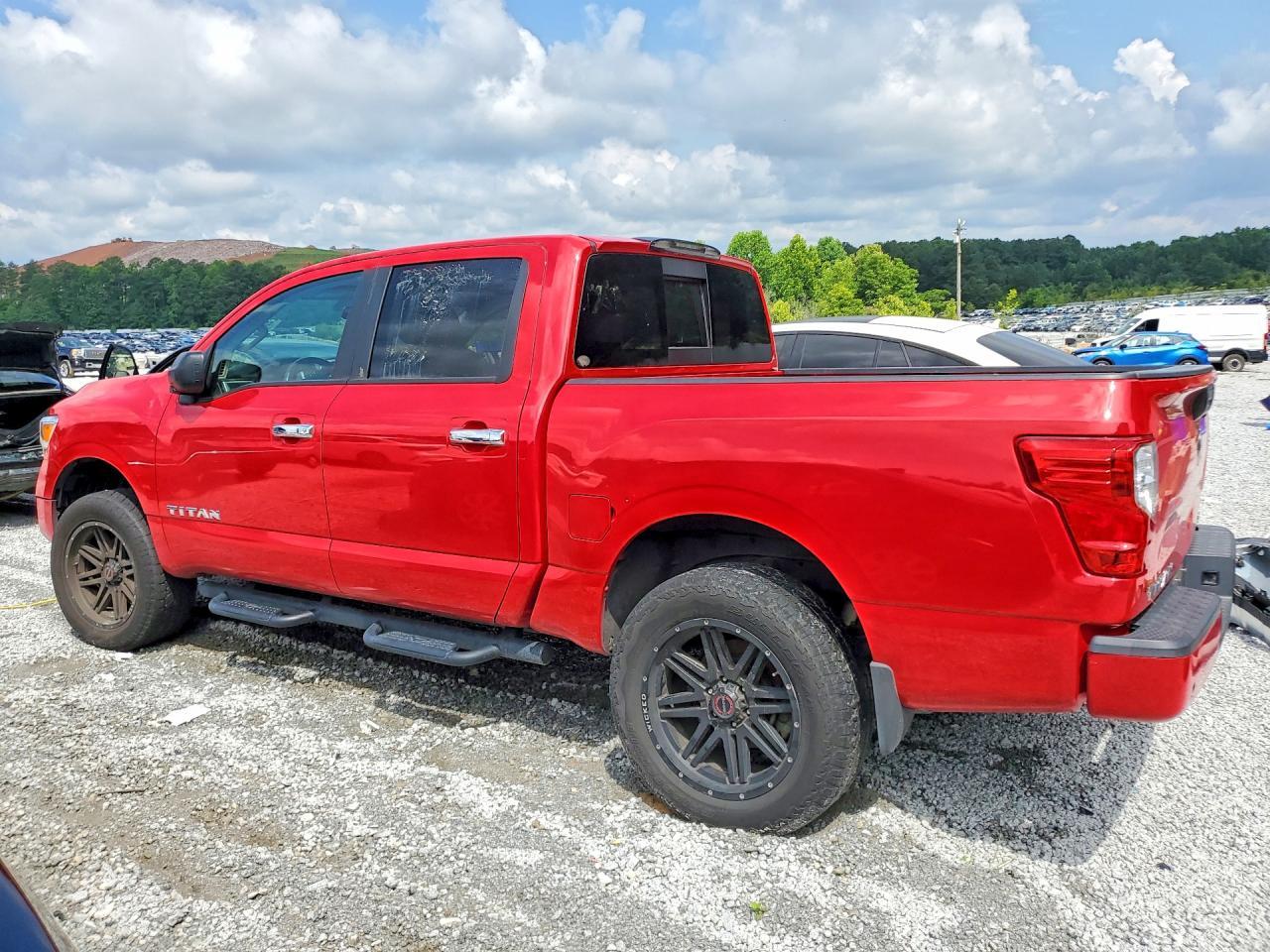 2021 Nissan Titan SV