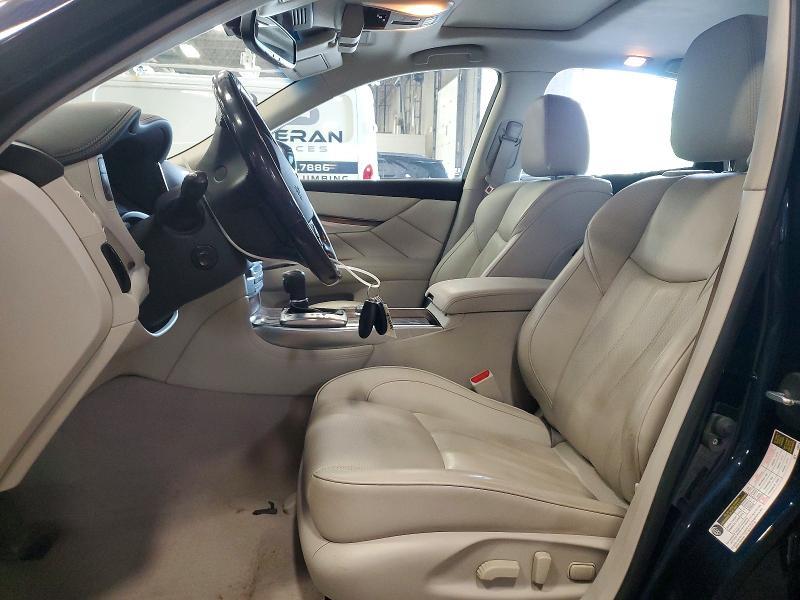 2015 Infiniti Q70 3.7