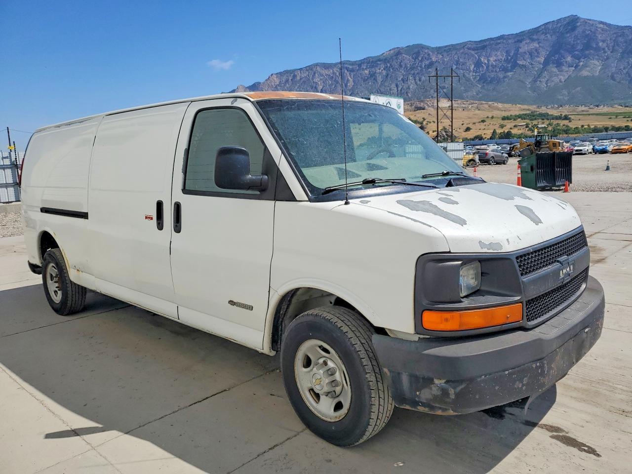 2003 Chevrolet Express G2500