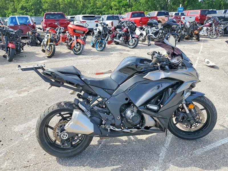 2017 Kawasaki ZX1000 W