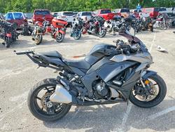 Salvage motorcycles for sale at Des Moines, IA auction: 2017 Kawasaki ZX1000 W
